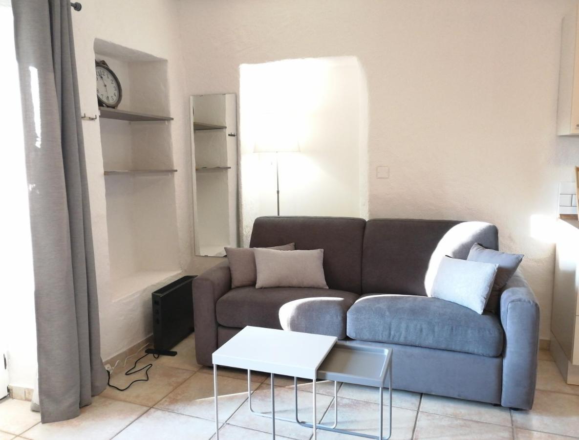 Apartmán Les 3 Hirondelles Pont-Saint-Esprit Exteriér fotografie