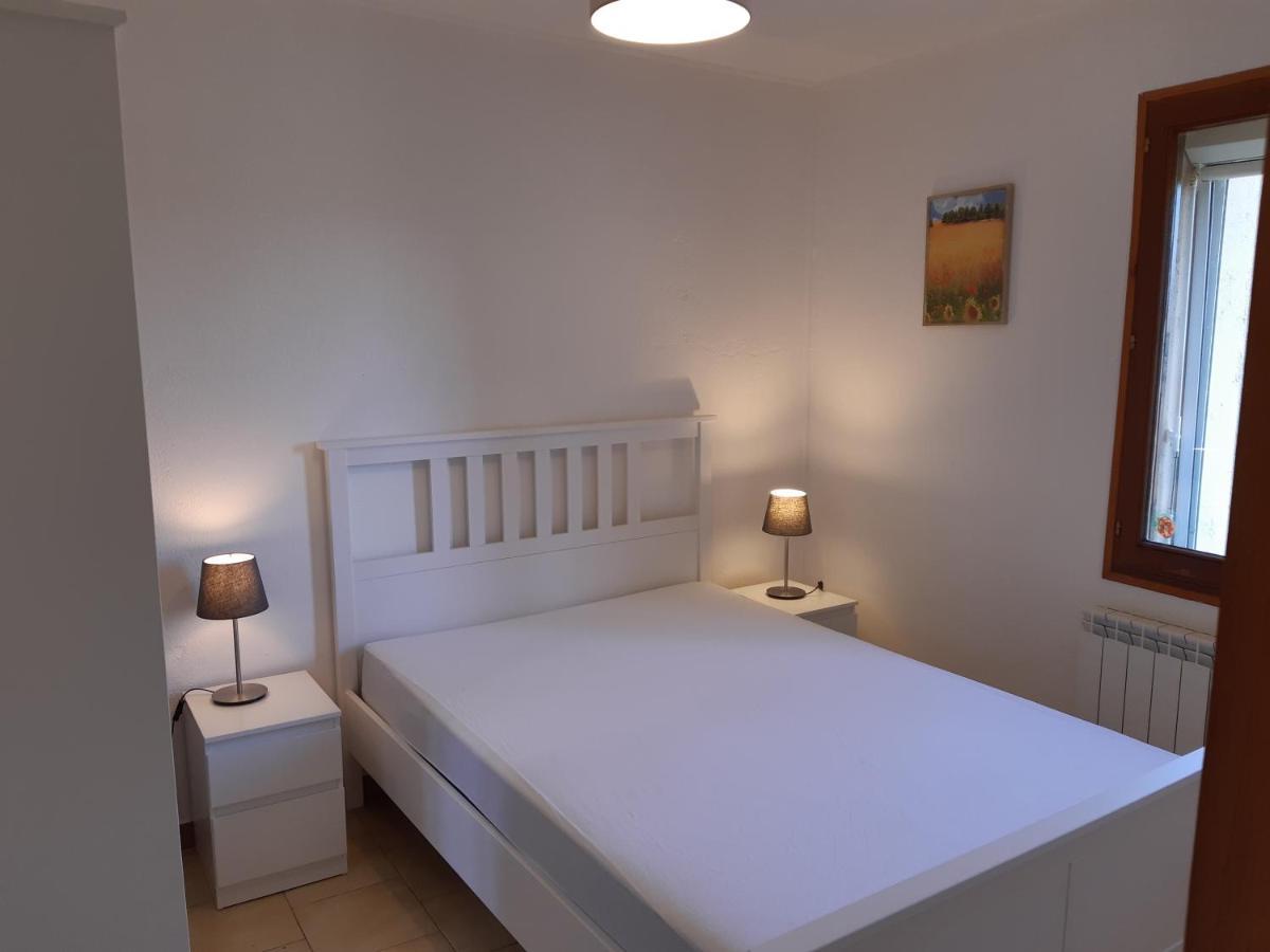 Apartmán Les 3 Hirondelles Pont-Saint-Esprit Exteriér fotografie